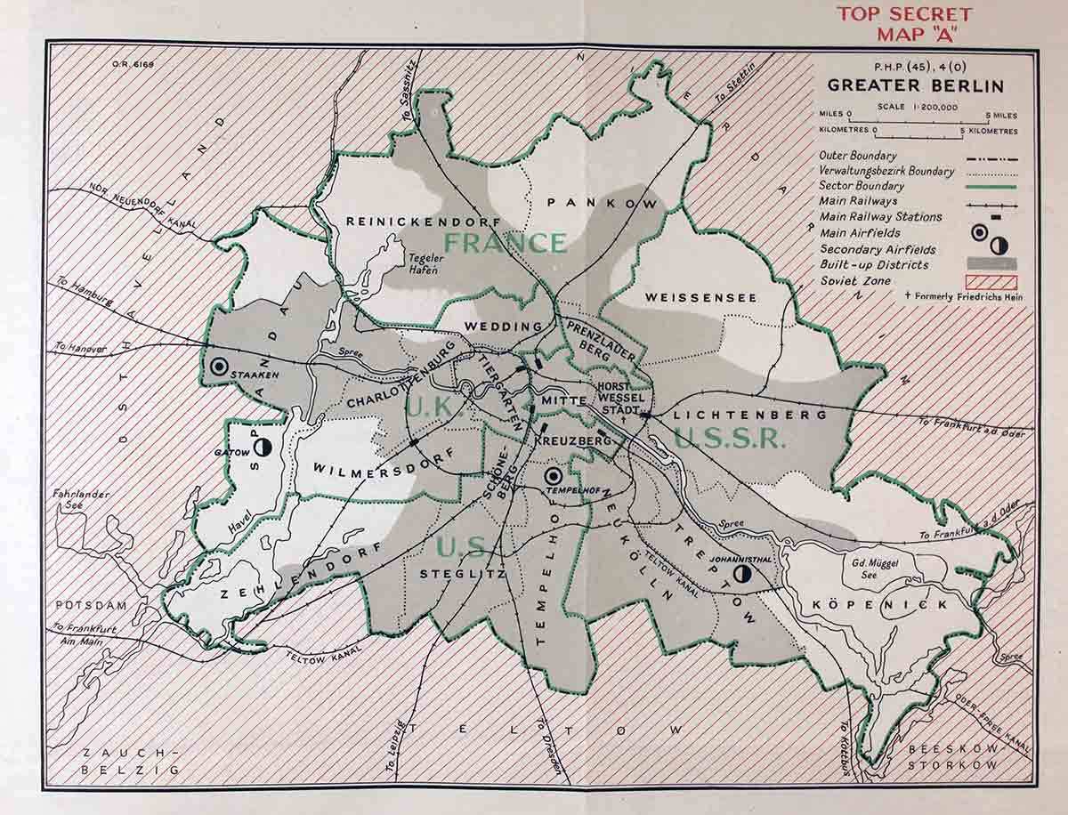 4 occupation zones in berlin