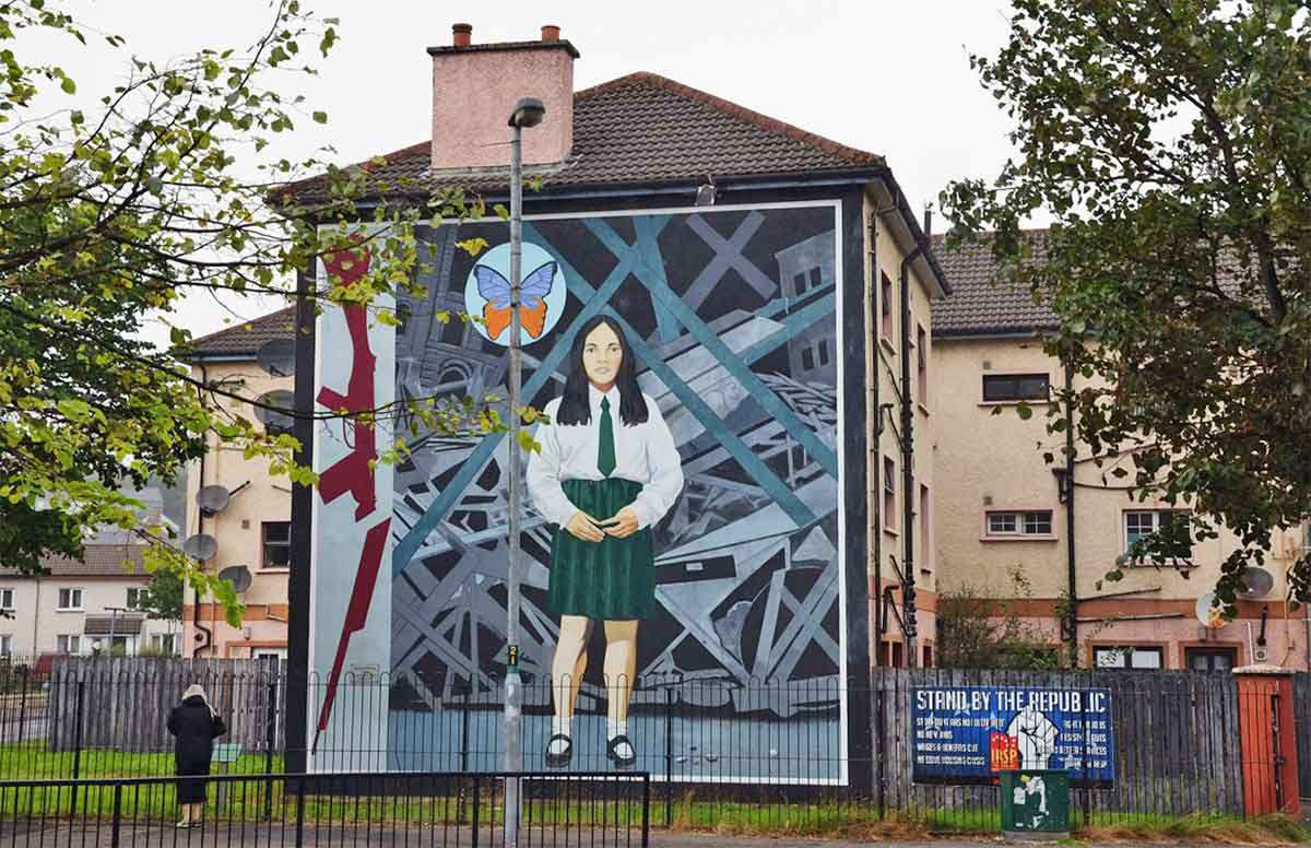 derry death of innocence mural things to northern ireland