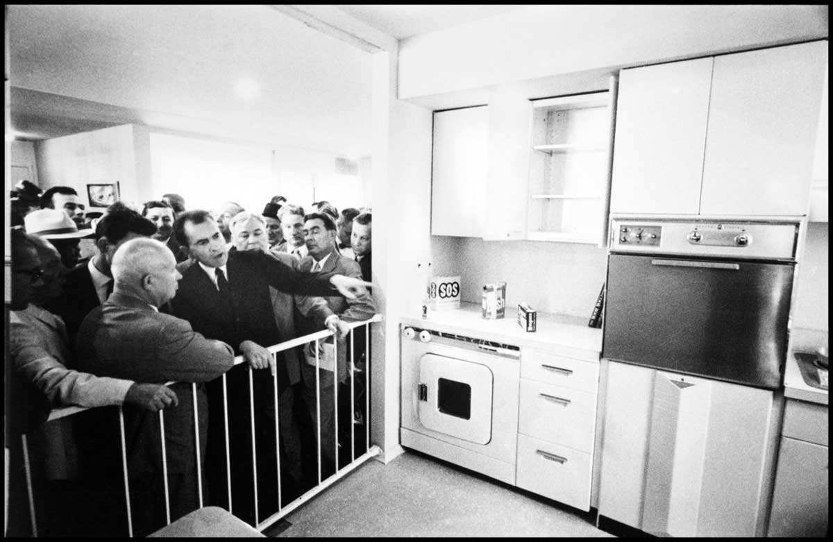 elliott erwitt the kitchen debate photo