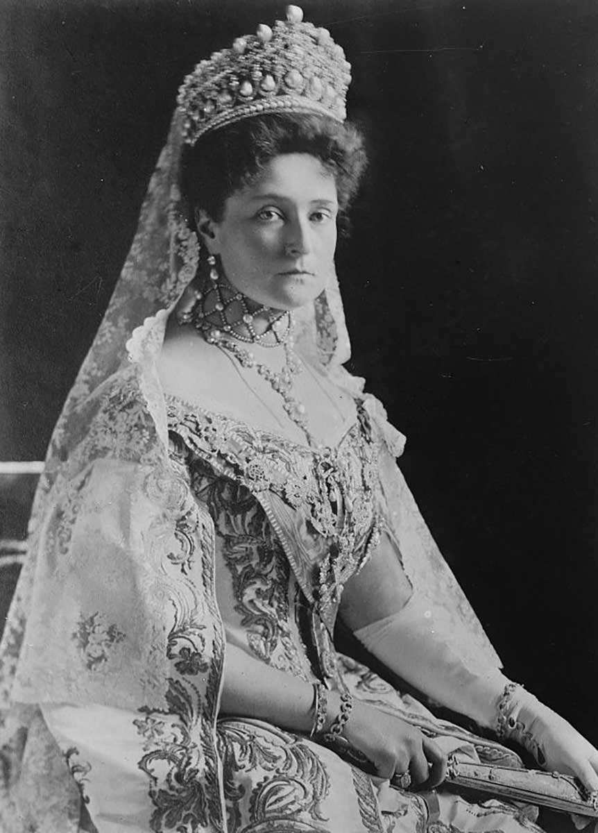 empress alexandra fyodorovna