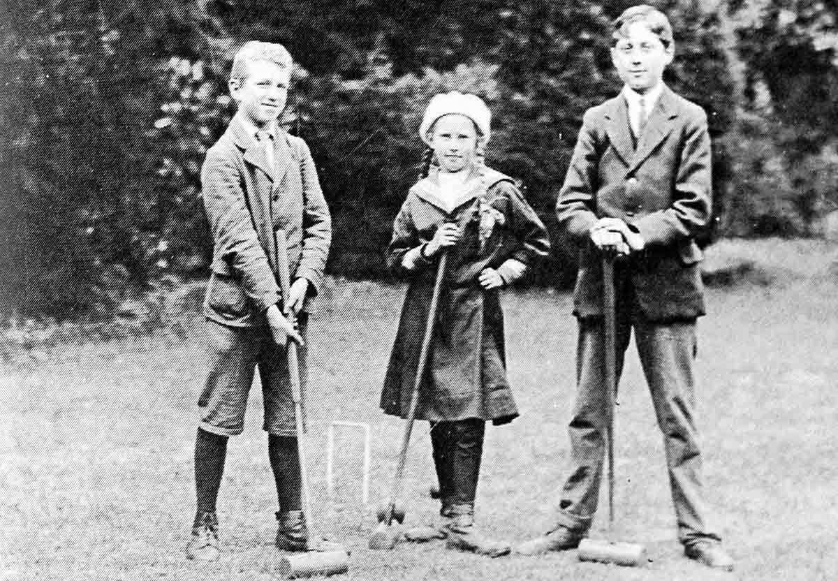 george orwell as a child with siblings