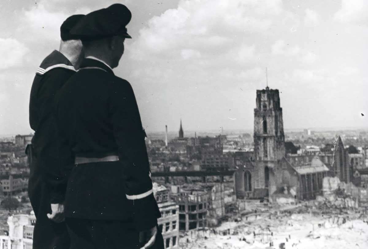 german soldiers rotterdam 1940