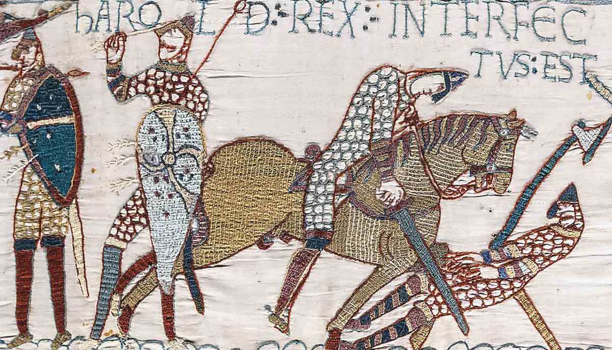 harold arrow in eye bayeux tapestry