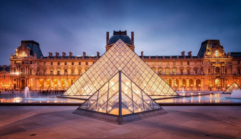 louvre museum paris