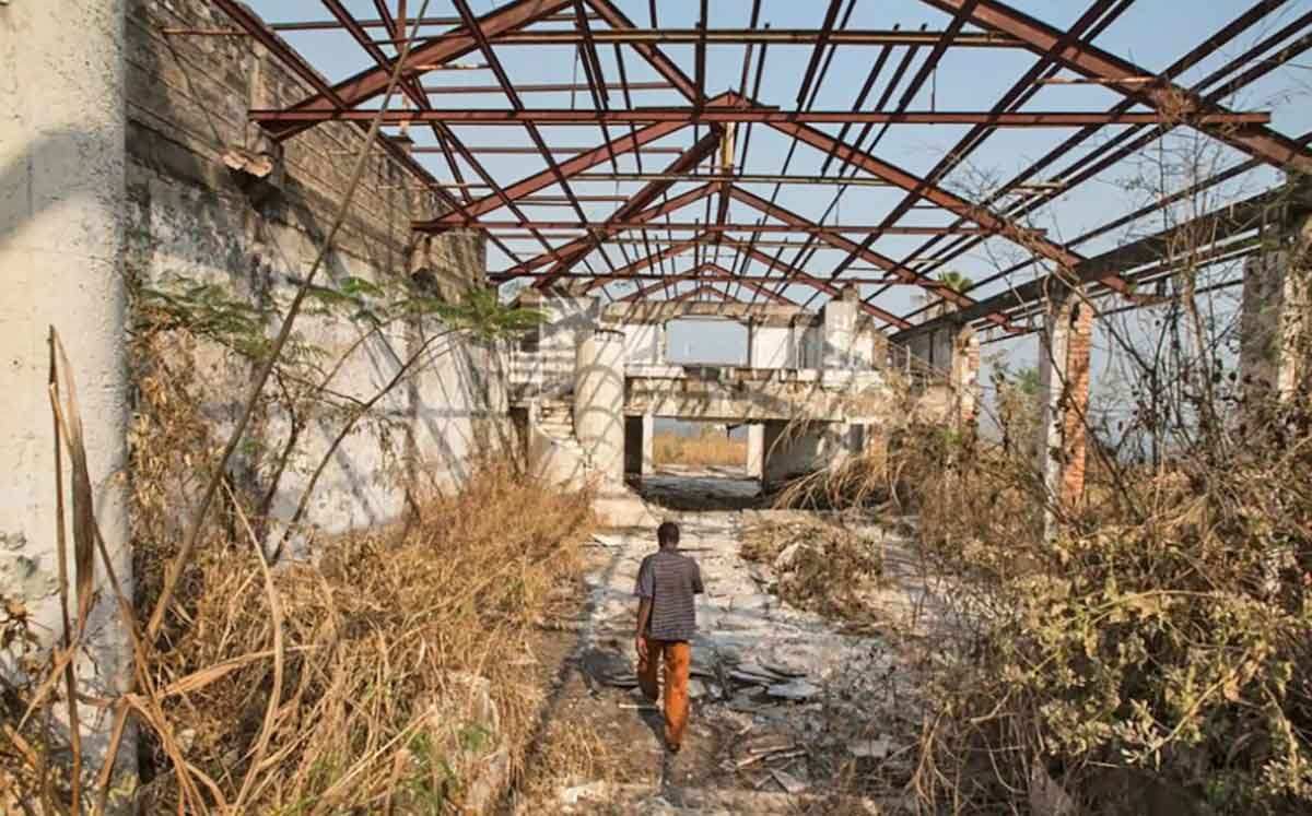 mobutu palace gbadolite ruins