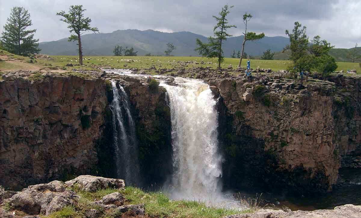 orkhon waterfall mongolia