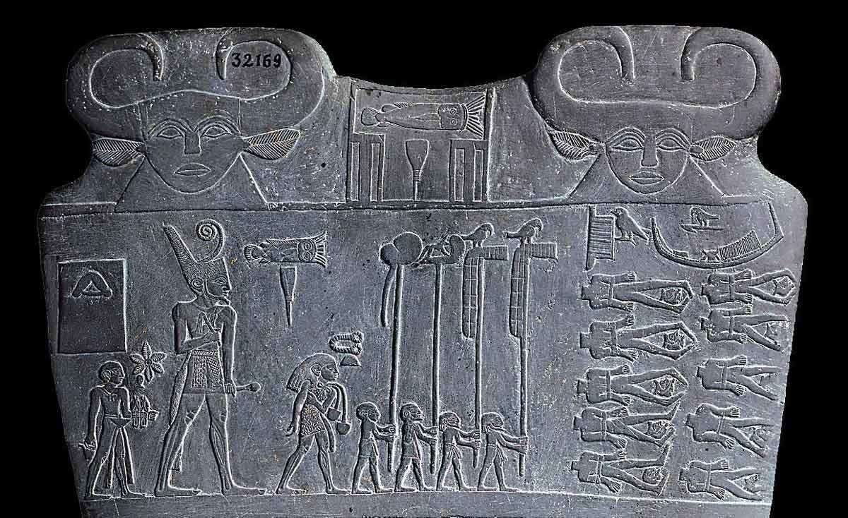 palette of king narmer register detail