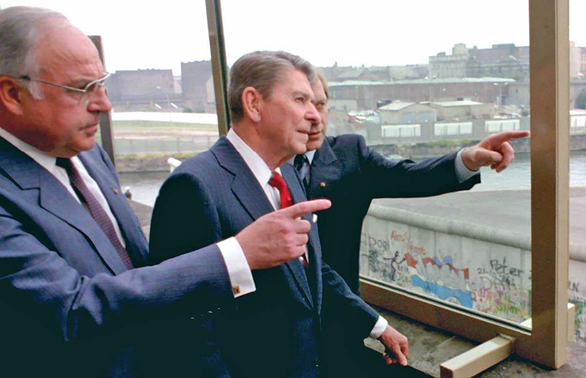 reagan-berlin-wall-1987