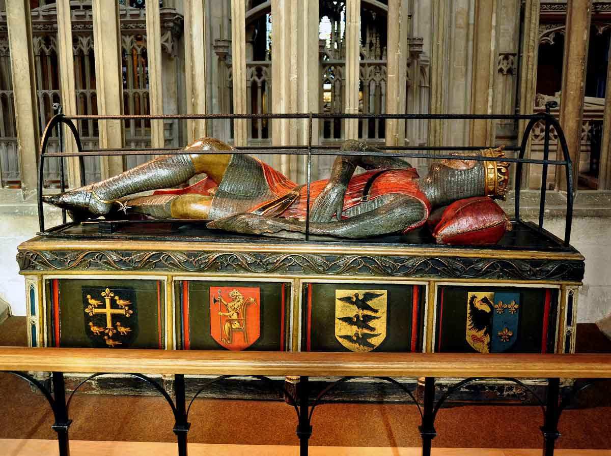 robert of normandy tomb