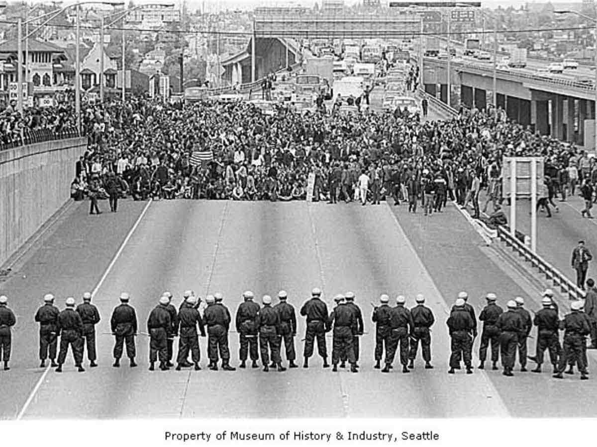 seattle vietnam protests 1970 police kent state photo