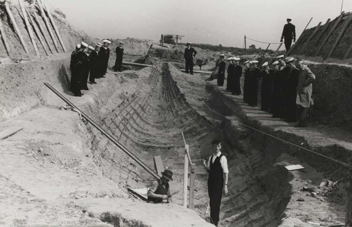 sutton hoo ship