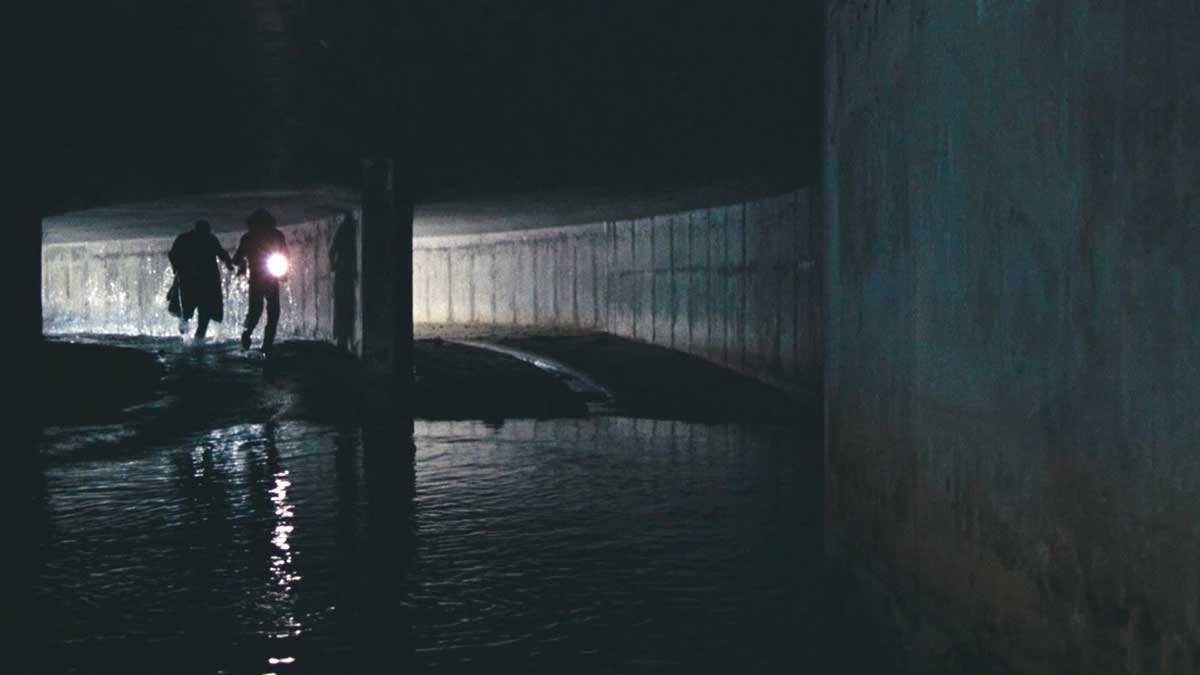 the last wave sydney tunnels